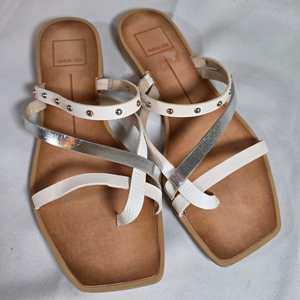 Dolce Vita Isa White‎ Silver Studded Strappy Square Toe Flat Sandals Womens 8M